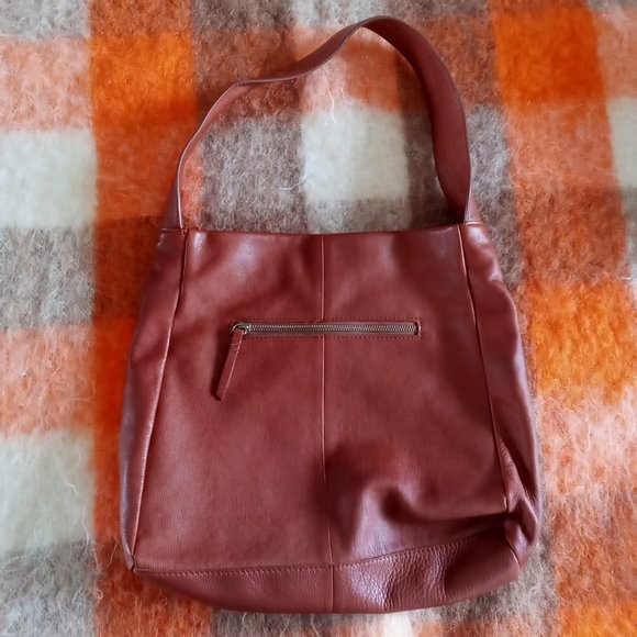 American Leather Co. Avery Sling Hobo bag - Picture 5 of 9